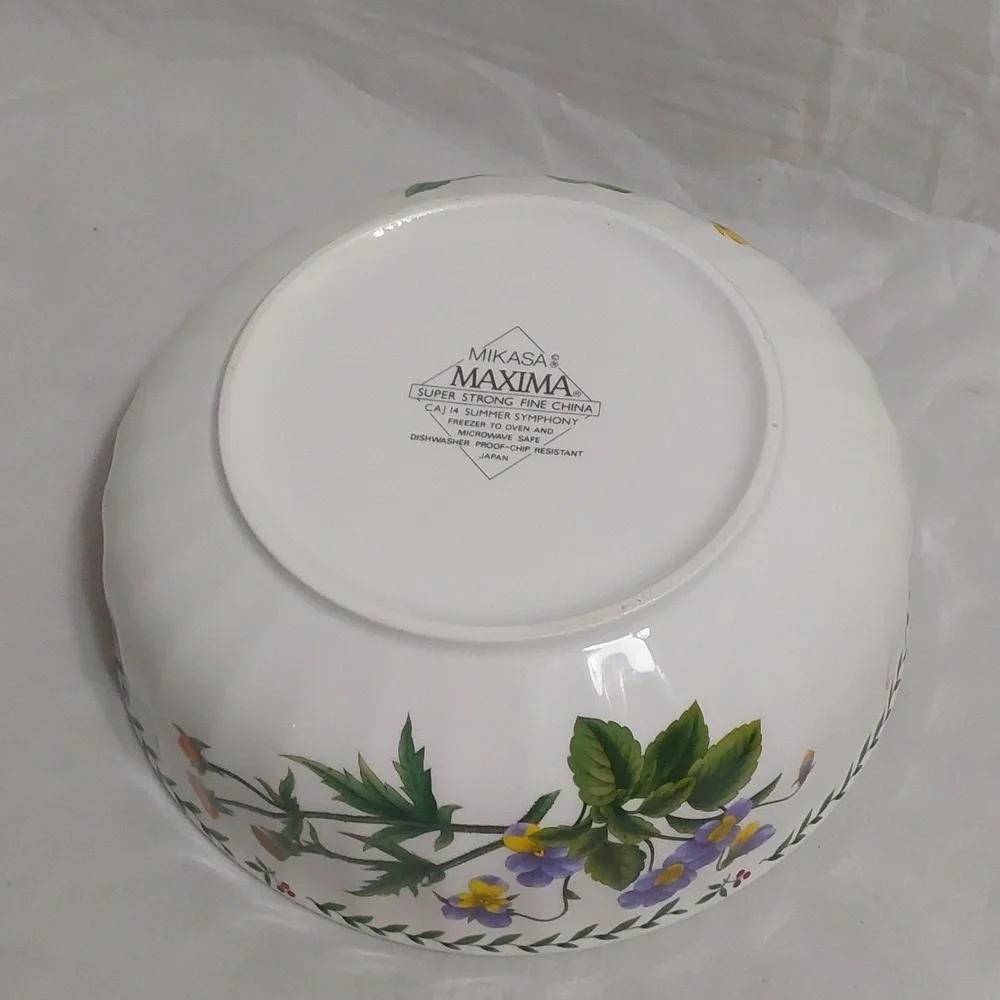 MIKASA MAXIMA  9” VEGETABLE BOWL SUPER STRONG FINE CHINA‎ SERVING BOWL